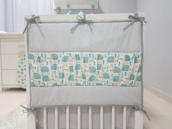 Przybornik do łóżeczka Savea; jeżyki miętowe; 45x60 cm